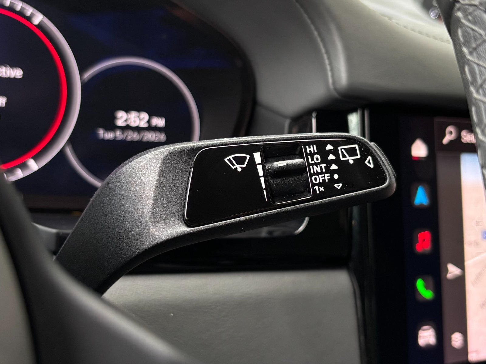 
								2023 Porsche Cayenne Turbo PREMIUM full									