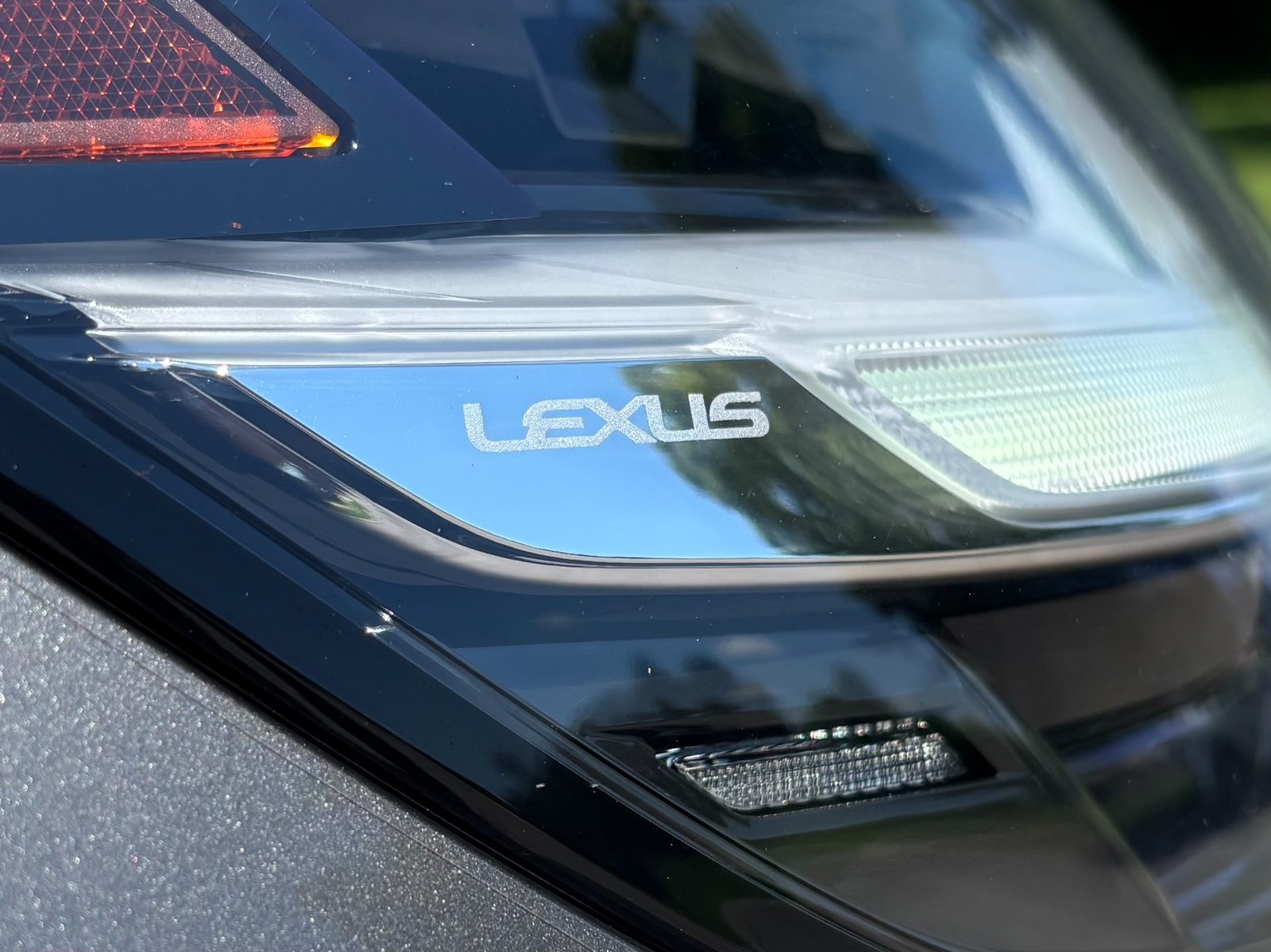 
								2022 Lexus LX 600 full									