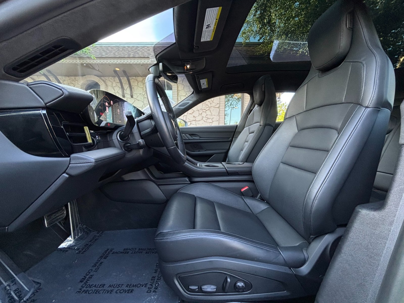 
								2023 Porsche Taycan Turbo Cross Turismo full									
