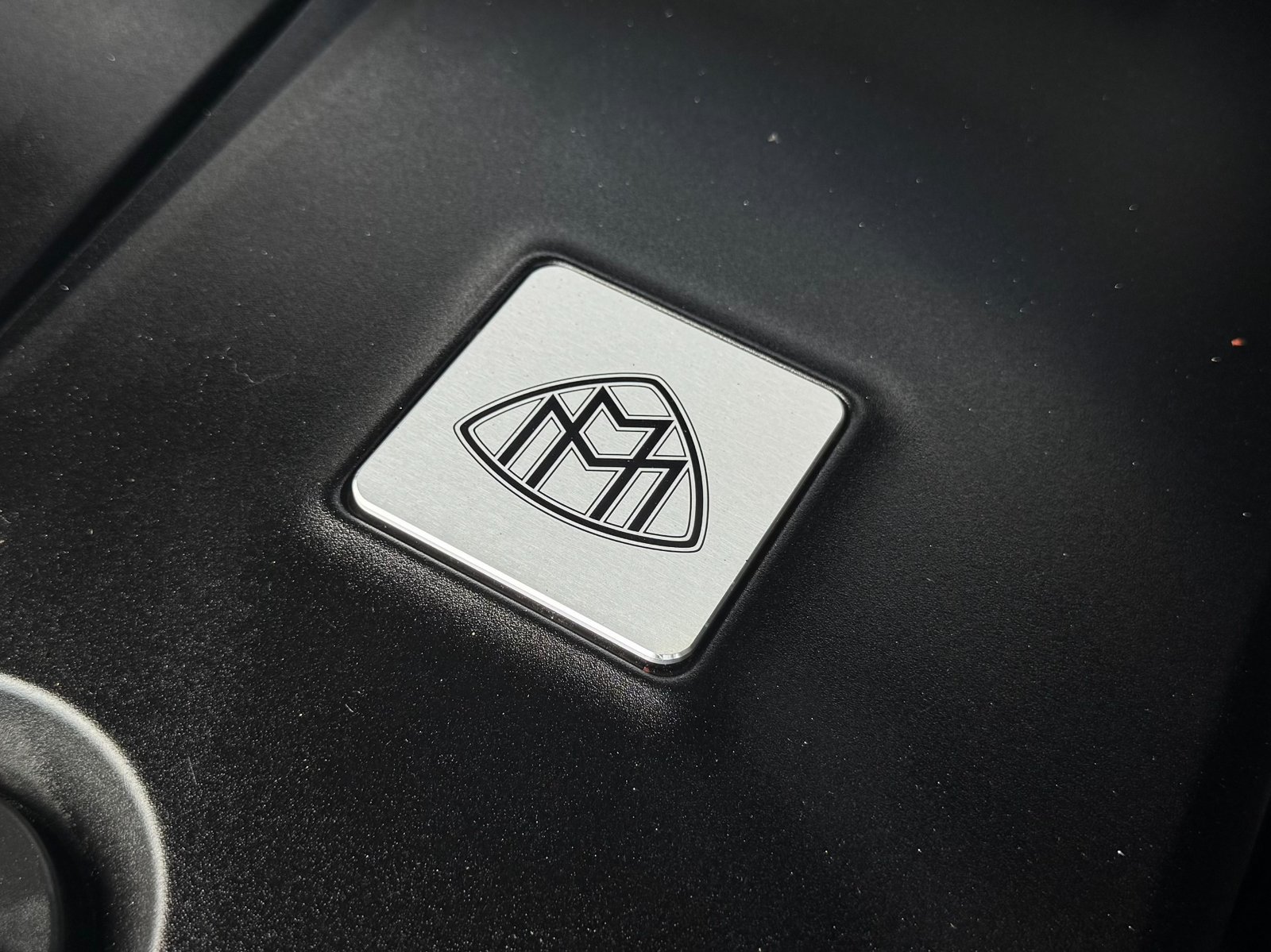 
								2023 Mercedes-Benz GLS 600 Maybach 4MATIC full									