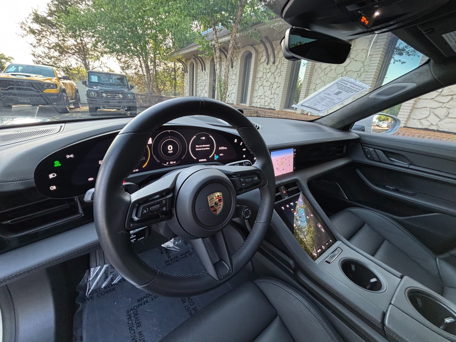 
								2023 Porsche Taycan Turbo Cross Turismo full									