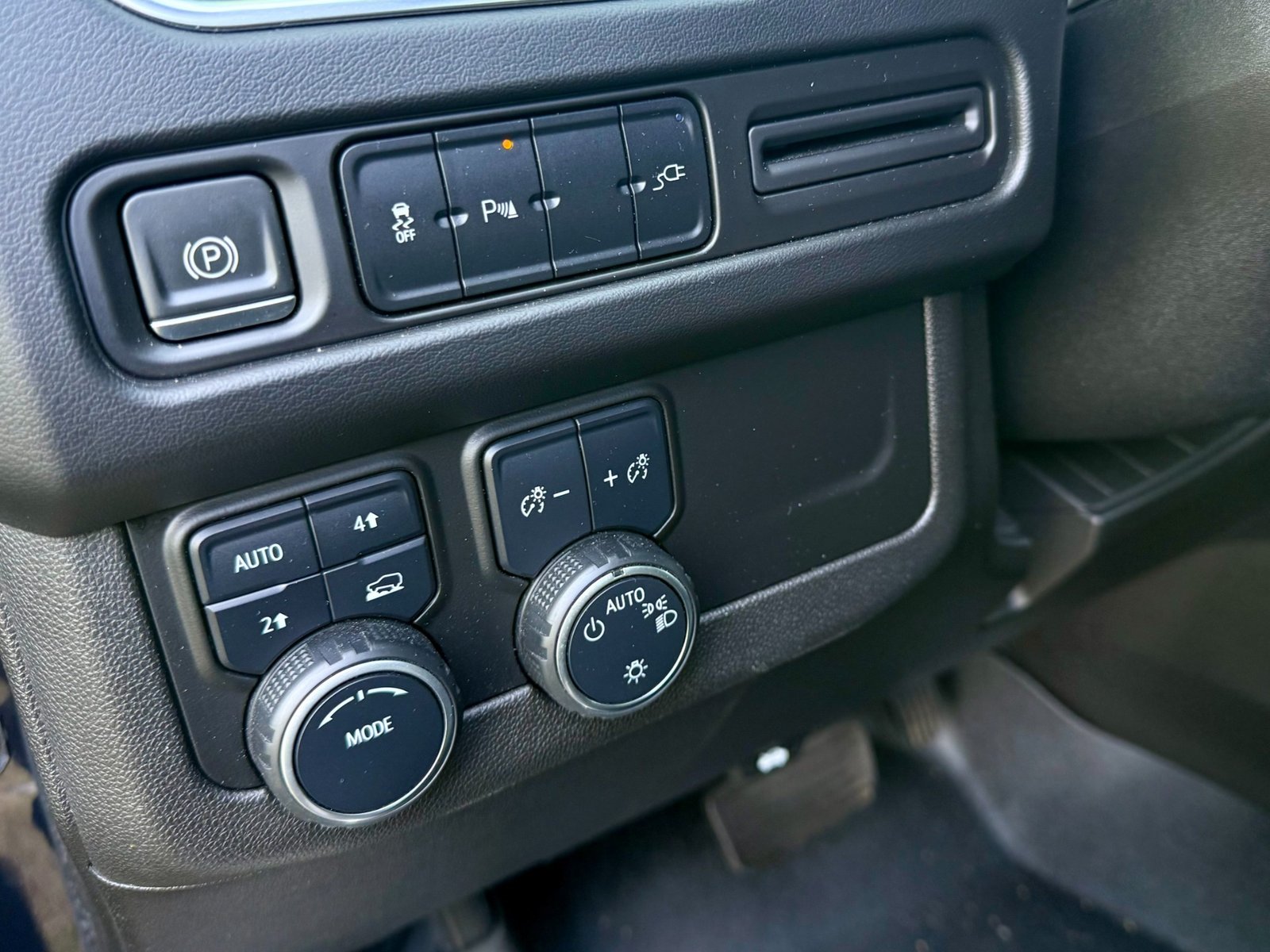
								2021 Chevrolet Tahoe RST 4WD full									