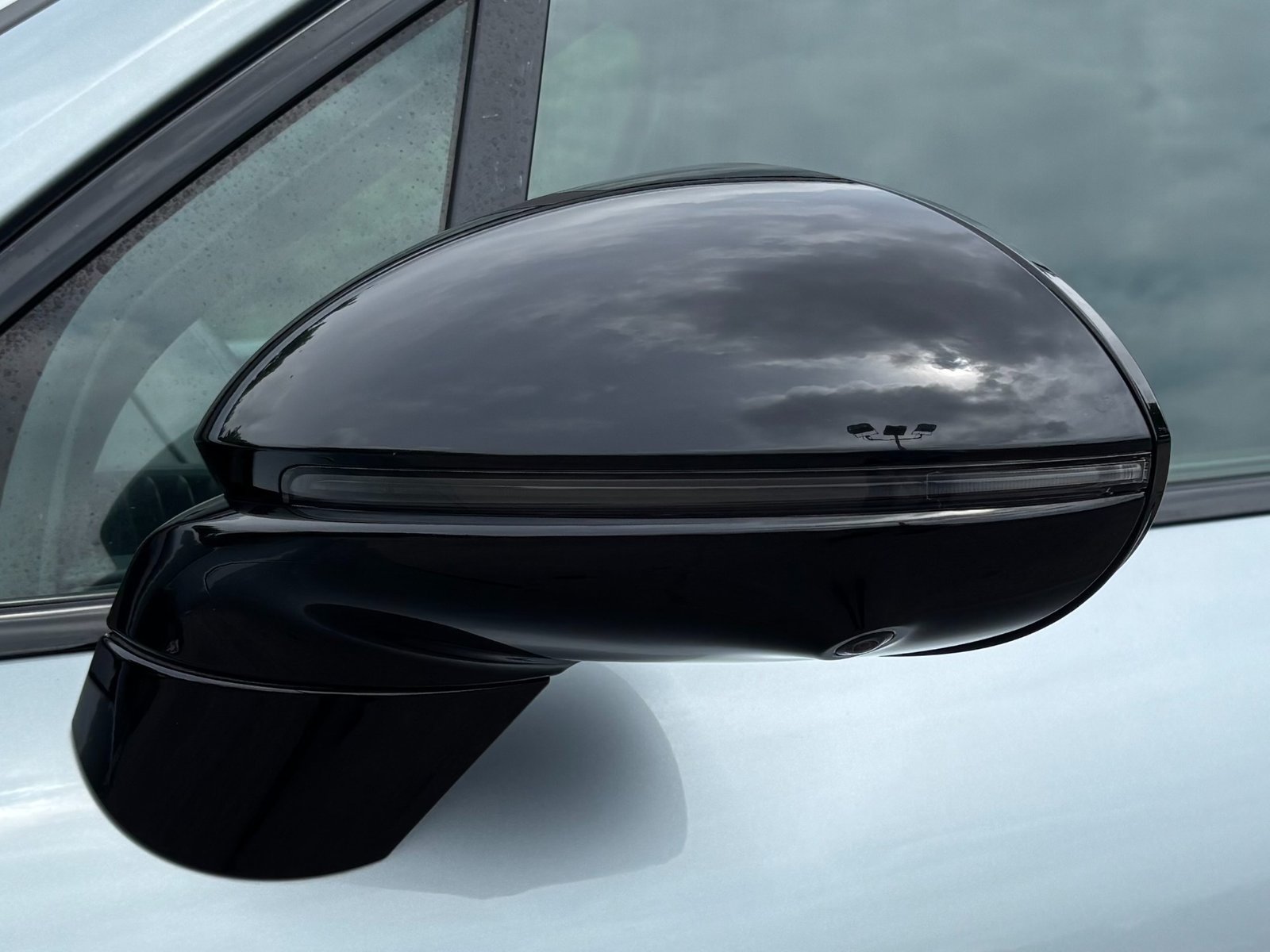 
								2023 Porsche Cayenne Turbo PREMIUM full									